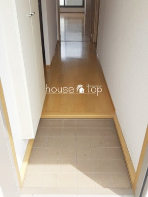 【玄関】 | PLUM ENA(甲子園駅・南甲子園小学校・鳴尾中学校区) | PLUM ENA