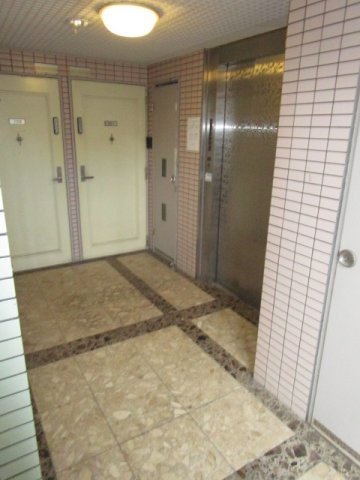 シェイーネ新高のロビー