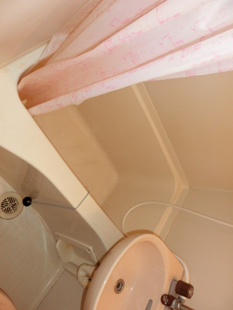 シェイーネ新高の浴室