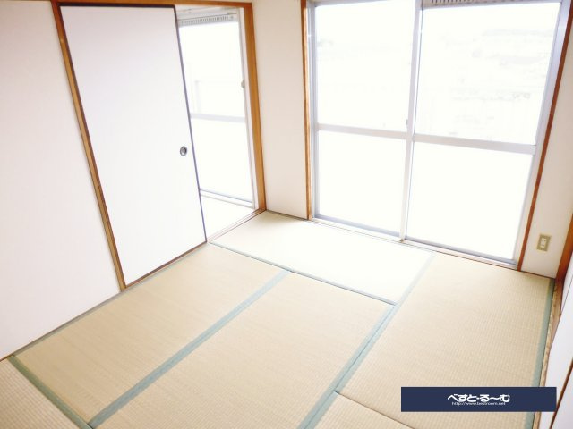 セオコート潤和の和室