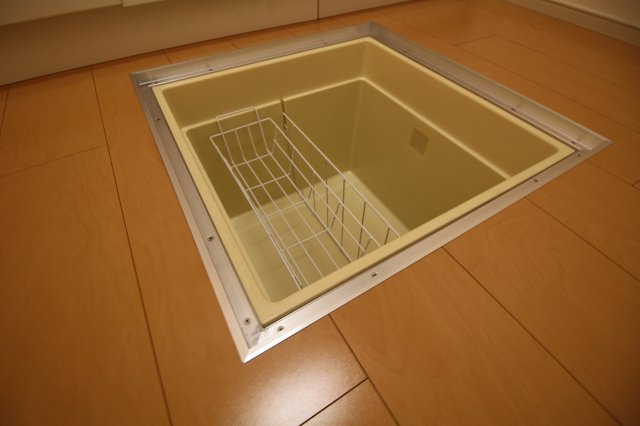 アスカ　Ｆの収納|床下収納です