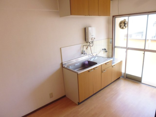 明神マンション2号のキッチン