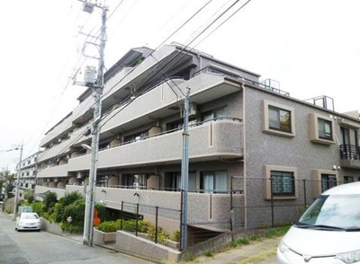 【外観】 | ライオンズヒルズ宮前平 | 角部屋＆2面バルコニー・出窓付のため陽当たり・通風良好です♪全室に収納もございます！