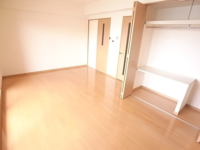 レジメントの洋室|レジメント（1Ｋ）　洋室