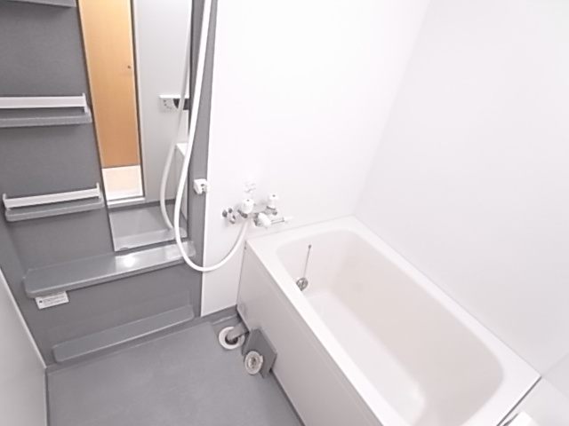 レジメントの浴室|レジメント（1Ｋ）　風呂