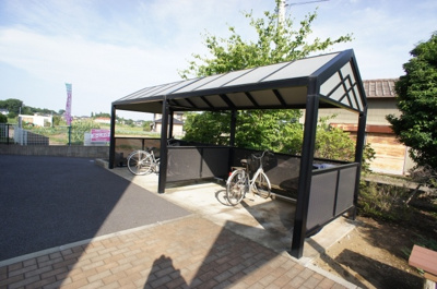 【その他共用部分】 | ロイヤル・ハイツ | 駐輪場♪