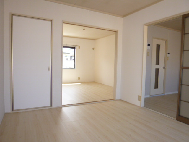 モナベールの居間・リビング