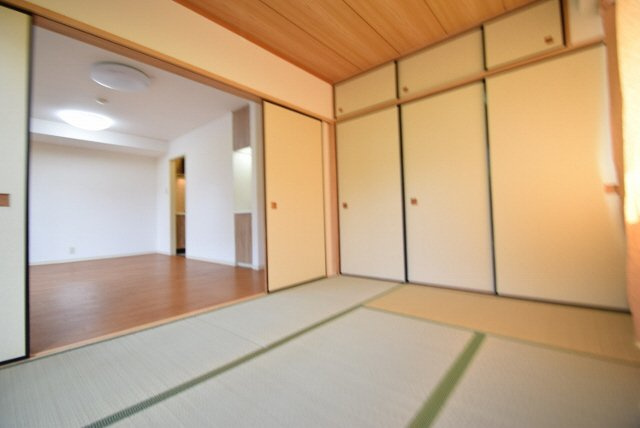 グロースメゾン海神Ａ・Ｂの居間・リビング|使いやすい間取りです