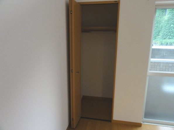 コンフォートベネフィス薬院２の収納|コンフォートベネフィス薬院２（1Ｋ）　収納