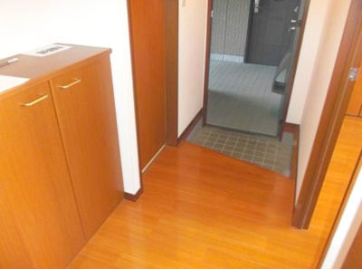 【玄関】 | ハイツマノワール B