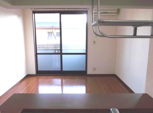 【居間・リビング】 | ハイツマノワール B