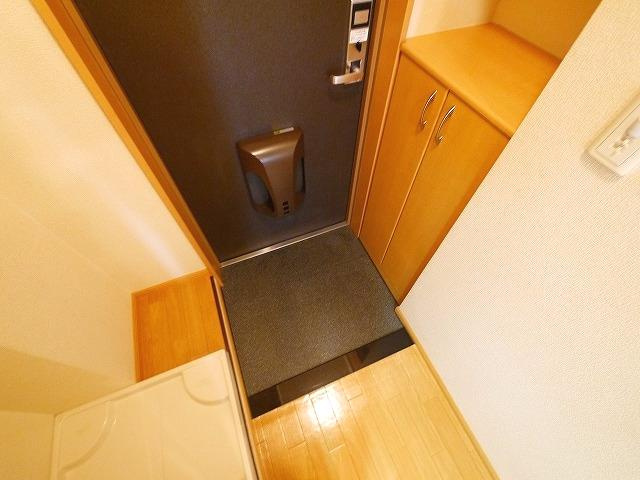 LEGACY学園前の玄関|収納もある玄関です