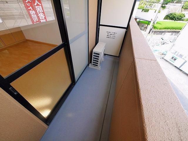 LEGACY学園前のバルコニー|落ち着いた時間を過ごせるバルコニーです