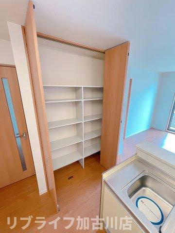 加古川市尾上町口里のハイツの収納|写真は103参考