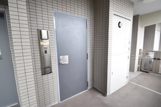 【その他共用部分】 | 共用部　廊下　玄関ドア