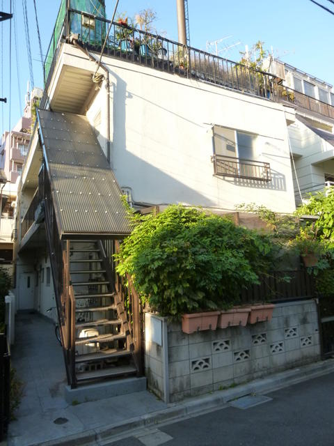 新宿区高田馬場４丁目のアパートの画像