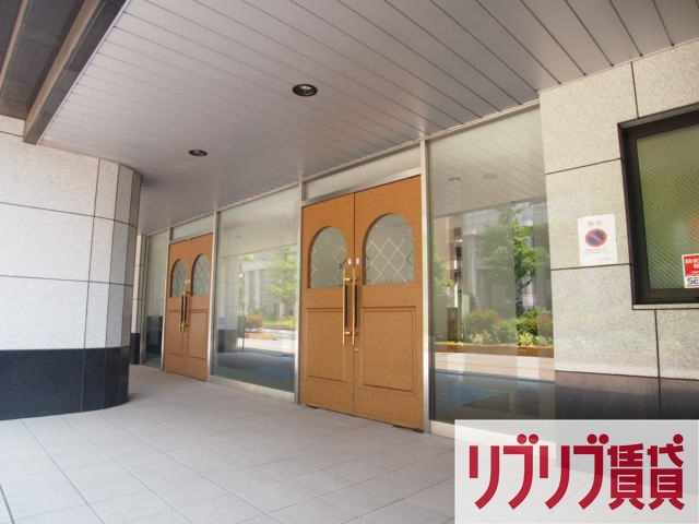 ダイアパレス千葉美術館のエントランス