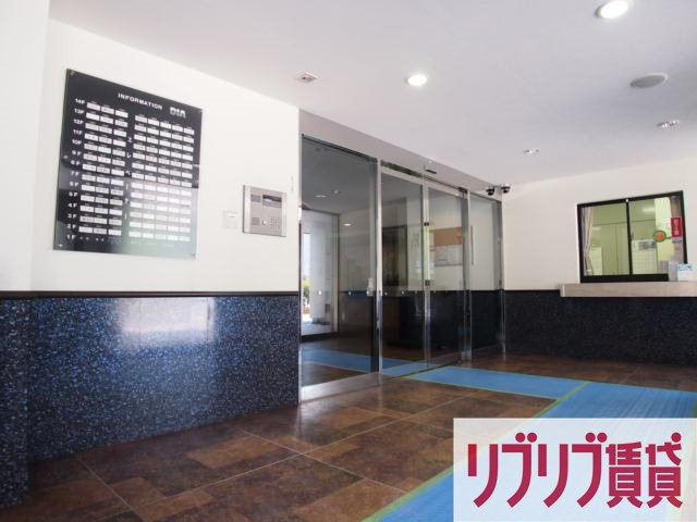 ダイアパレス千葉美術館のエントランス
