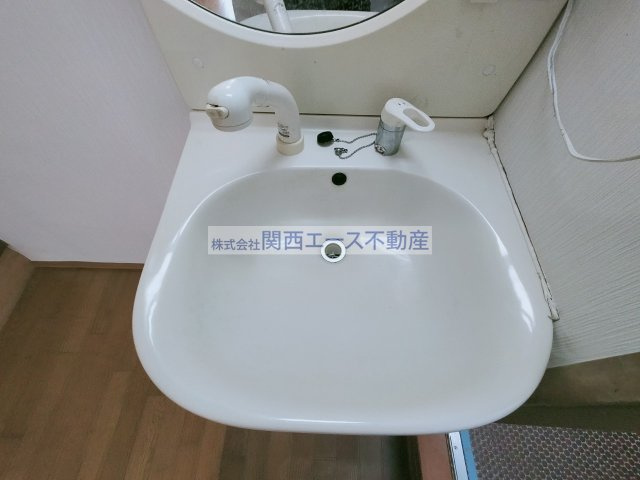  | 布市町２丁目貸家