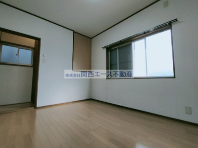  | 布市町２丁目貸家