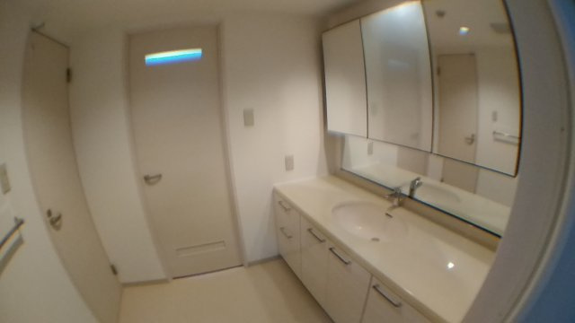 墨田区堤通１丁目の賃貸マンションのその他|洗面・同反転タイプ参照