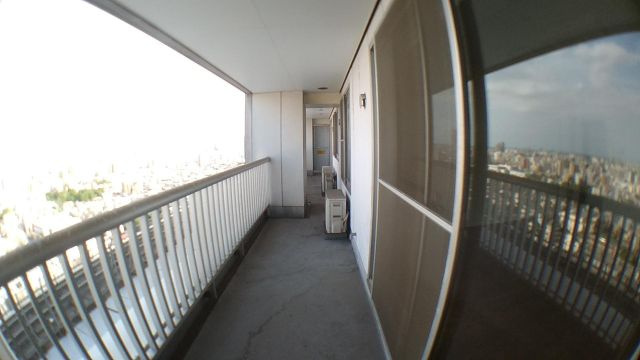 墨田区堤通１丁目の賃貸マンションのバルコニー|同反転タイプ