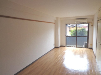 【居間・リビング】 | クラウンハイム東川口 | 前回募集時の写真です