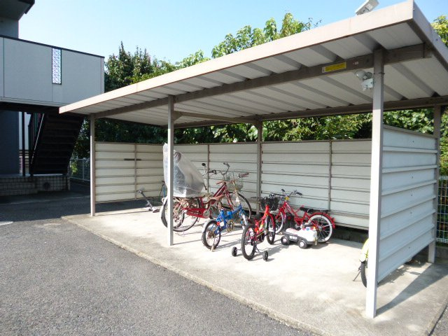 倉敷市安江のアパートのその他共用部分|自転車置き場