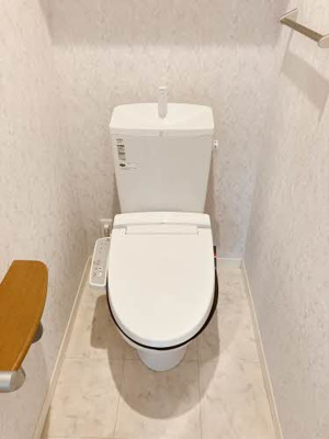 【トイレ】 | ラ・ブルジョン