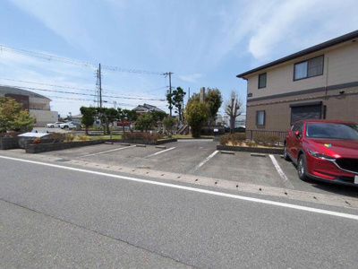 【駐車場】 | ＢＬＯＯＭ花見田2