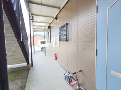 【エントランス】 | ＢＬＯＯＭ花見田2