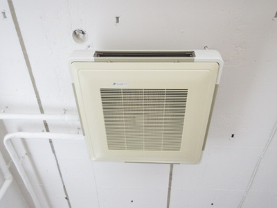 【設備】 | 栄町にある事務所物件 | エアコン２台残置しています