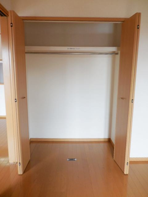レジデンスさくら台Dの収納