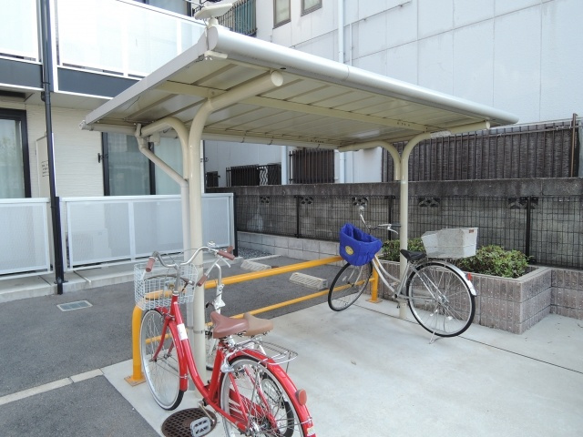 【その他共用部分】 | シエスタ | ☆屋根付き駐輪場☆