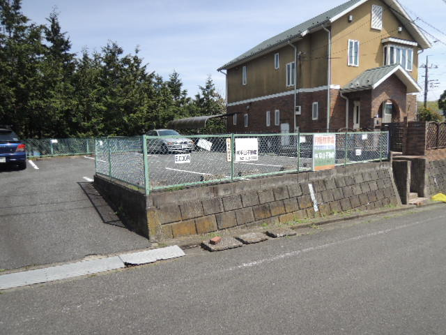 岡村駐車場