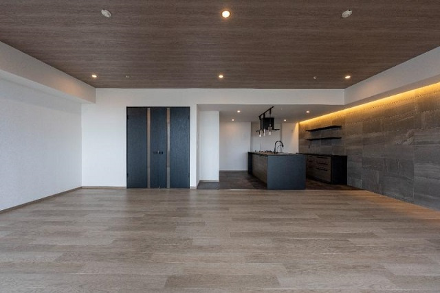 港区西麻布４丁目の賃貸マンションの居間・リビング