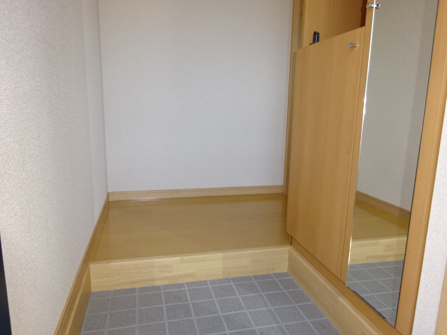 まほろば荘の玄関