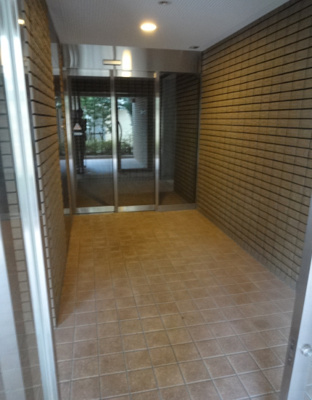 【エントランス】 | クレール根岸