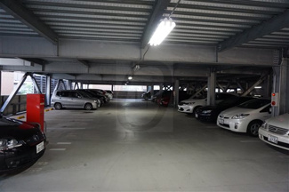 【駐車場】