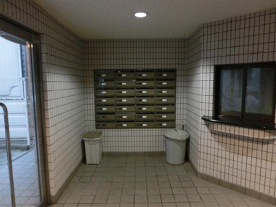 【エントランス】 | サンパレスマキ前原
