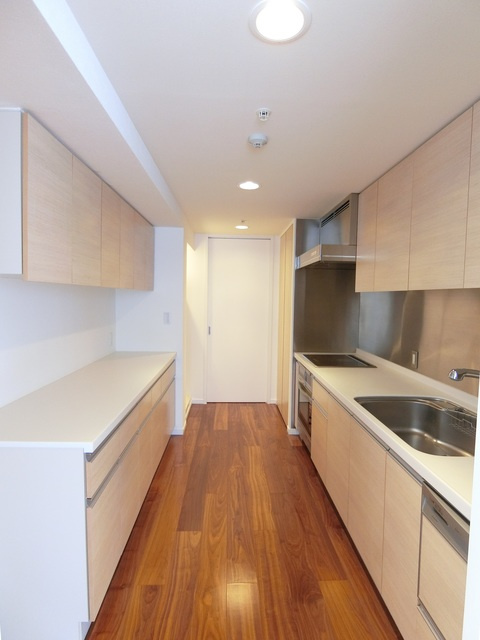 千代田区二番町の賃貸マンションのキッチン