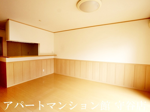 ロハスコートの居間・リビング