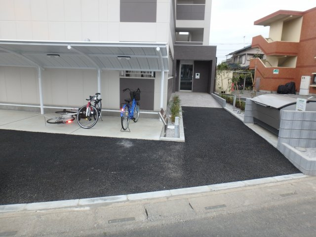 パシフィックフィールドⅡのエントランス