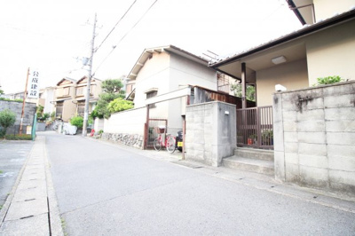【前面道路含む現地写真】 | 山科区東野中井ノ上町　中古戸建
