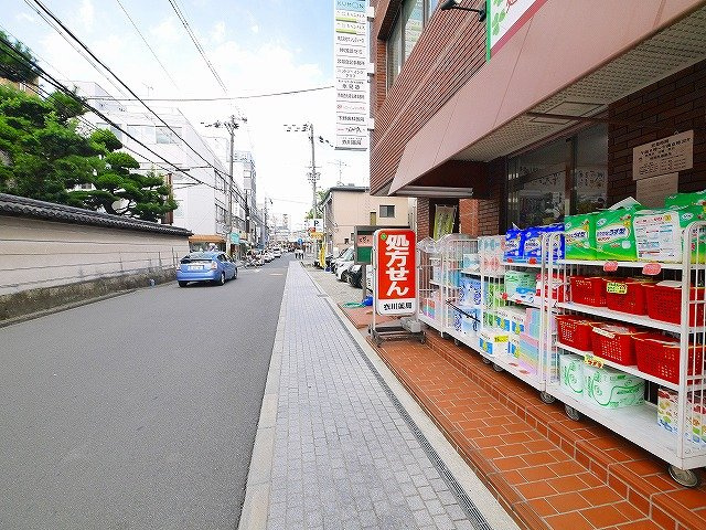 西大寺西田ビルの周辺