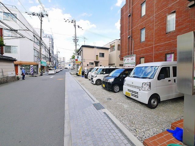 西大寺西田ビルの周辺