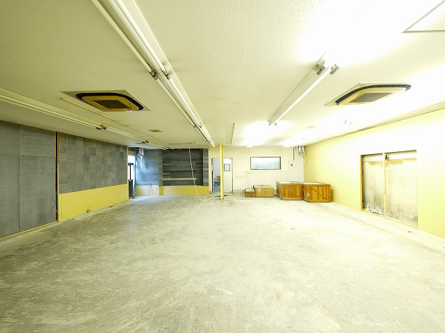 二階堂店舗