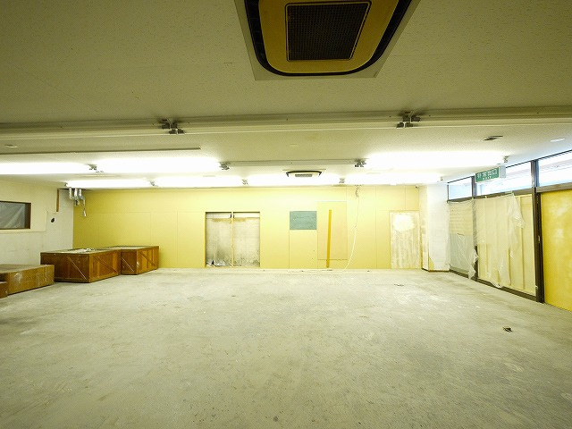二階堂店舗