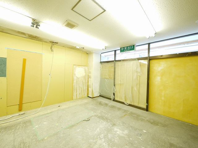 二階堂店舗
