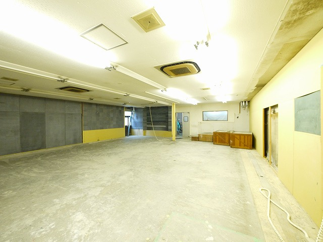 二階堂店舗